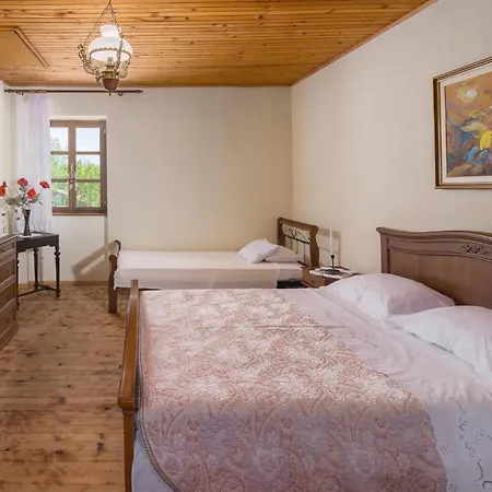 Stunning In With House A Panoramic View Dom wakacyjny Roč